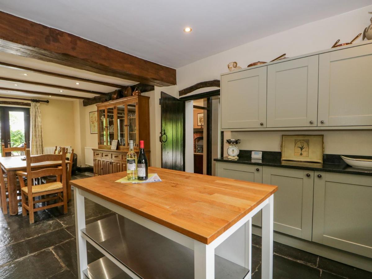Ewedale Farm Villa Ulverston Eksteriør billede