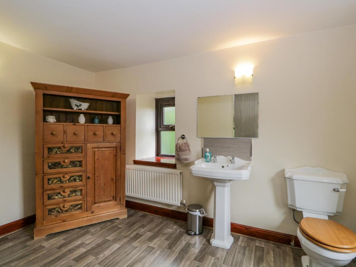 Ewedale Farm Villa Ulverston Eksteriør billede