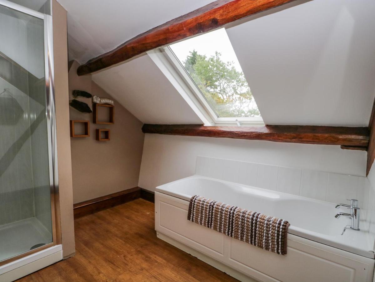 Ewedale Farm Villa Ulverston Eksteriør billede