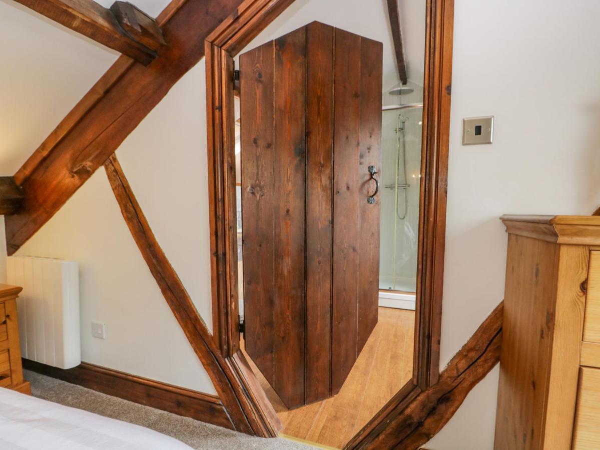 Ewedale Farm Villa Ulverston Eksteriør billede
