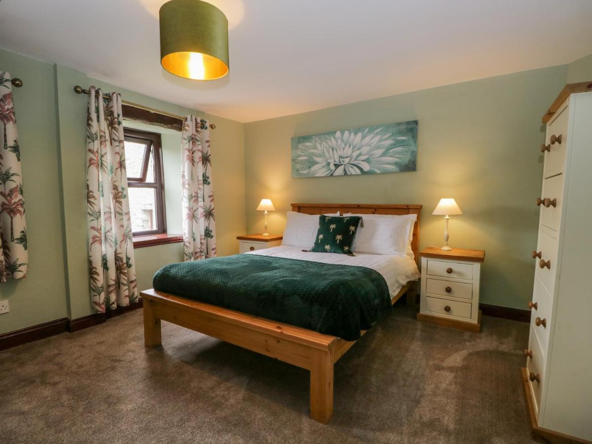 Ewedale Farm Villa Ulverston Eksteriør billede